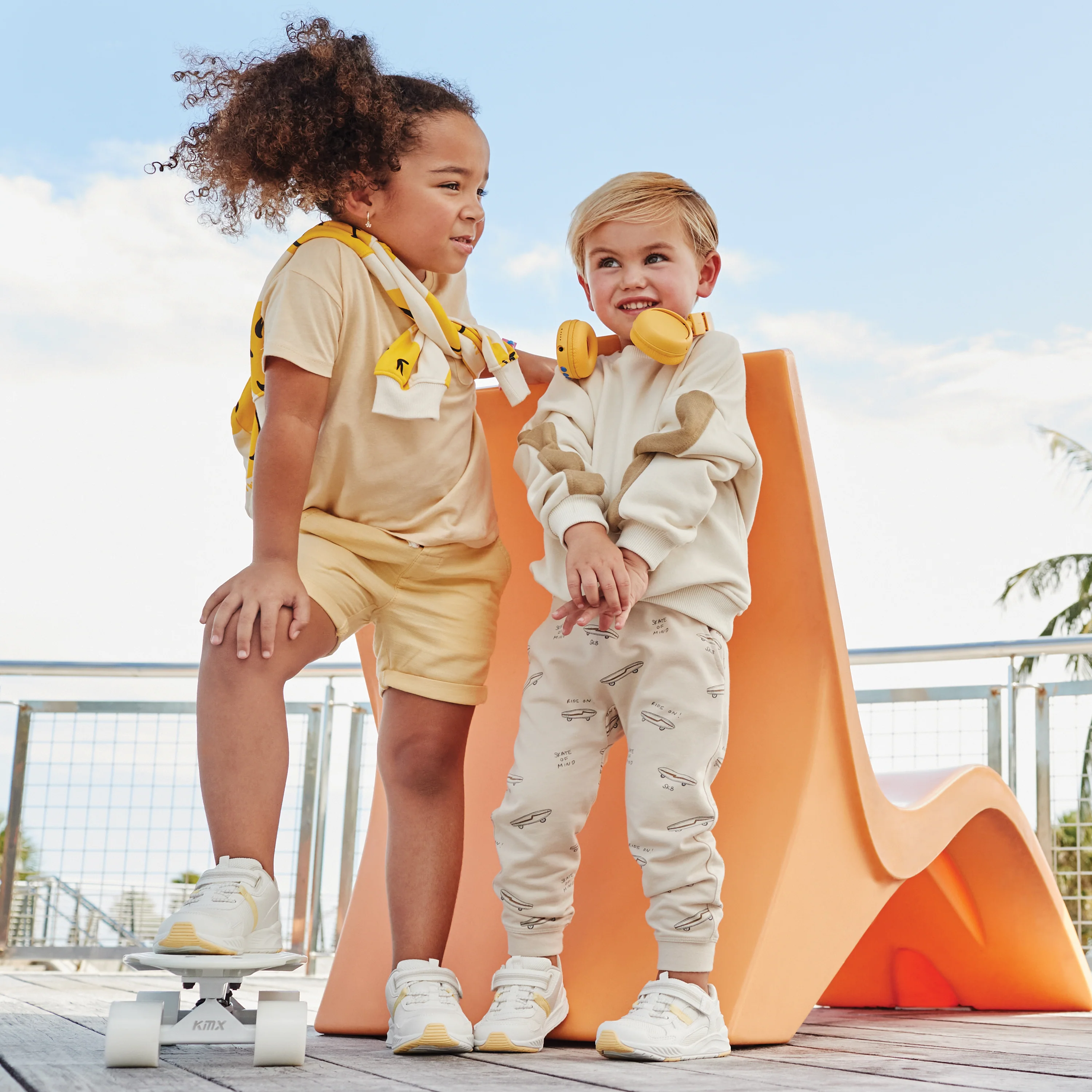 Player Sneaker - Little Kid Off White - Image 9