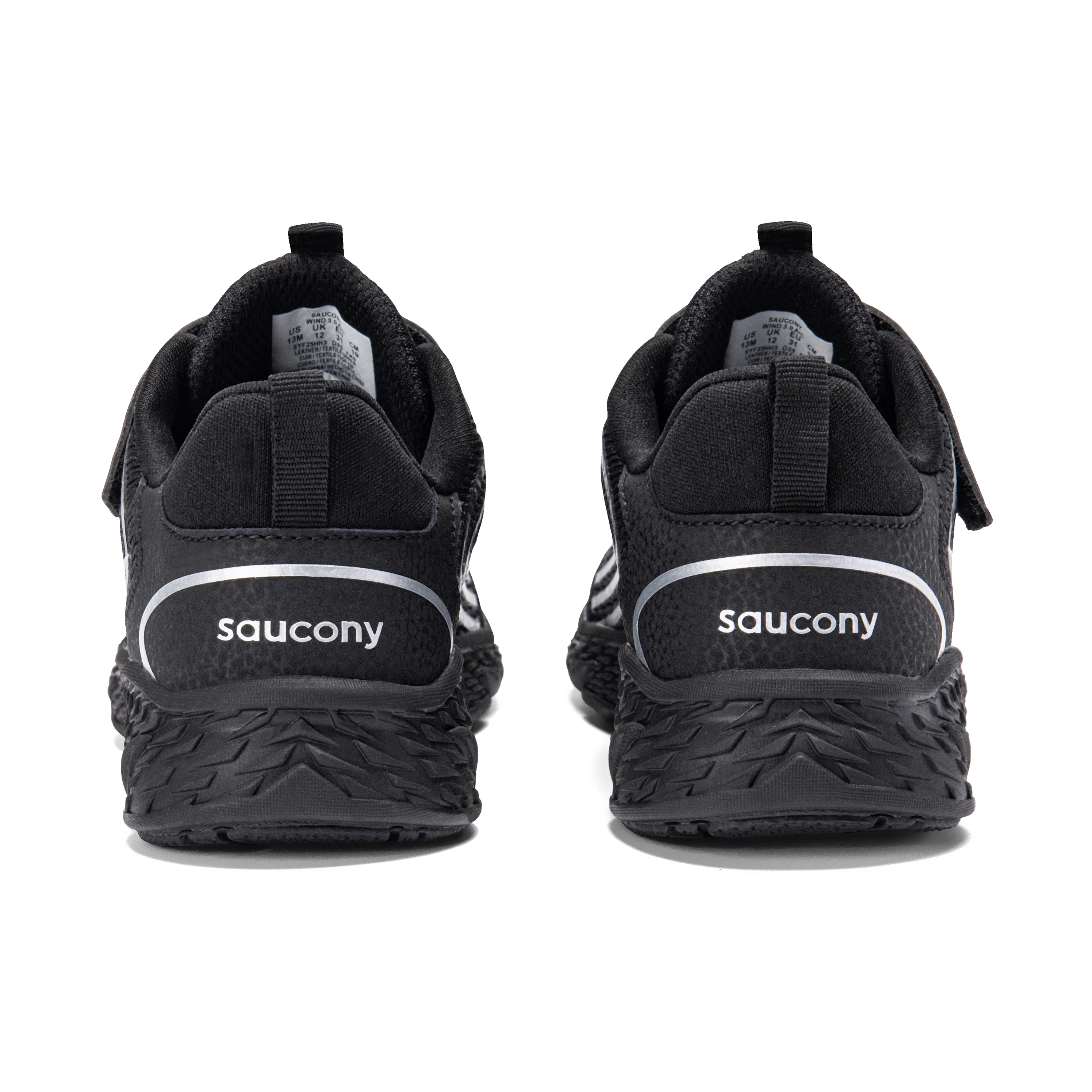 Wind 3.0 A/C Sneaker - Big Kid Black - Image 4